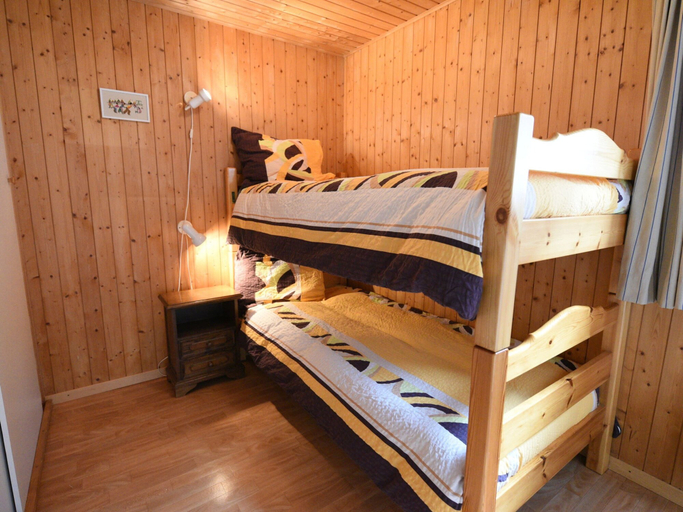 Bedroom 2, Chalet Aaekirsannaa South-Facing Free-standing Chalet, Goms