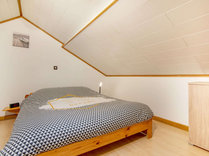 Bedroom 2, Holiday Home in Cul-des-sarts With Garden, Hainaut