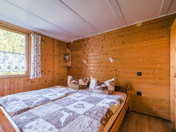 Bedroom 2, Comely Holiday Home in Güntersberge near Forest, Harz