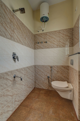Bathroom 5, Hotel Light House Comforts - Mysore, Mandya
