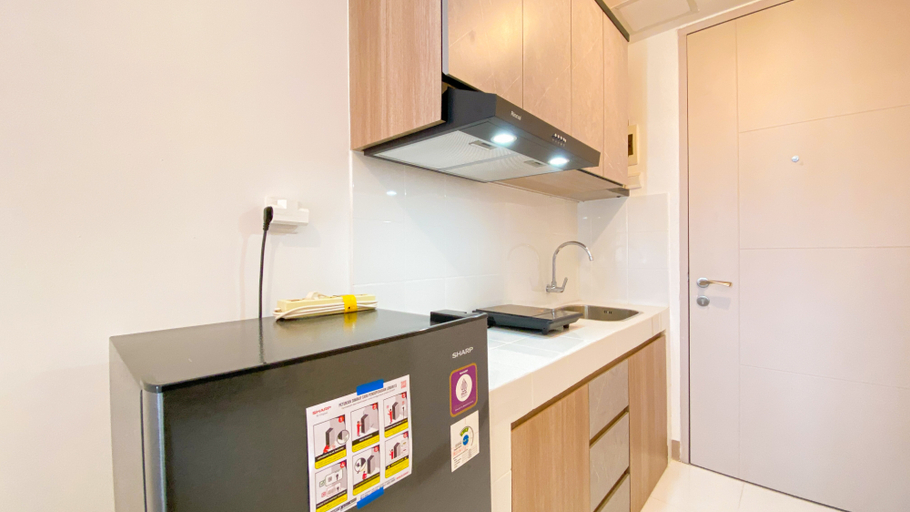 Others 4, Minimalist and Cozy Studio at Tokyo Riverside PIK 2 Apartment By Travelio, Tangerang
