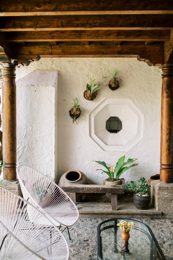 Others 2, Casi Casa, Antigua Guatemala
