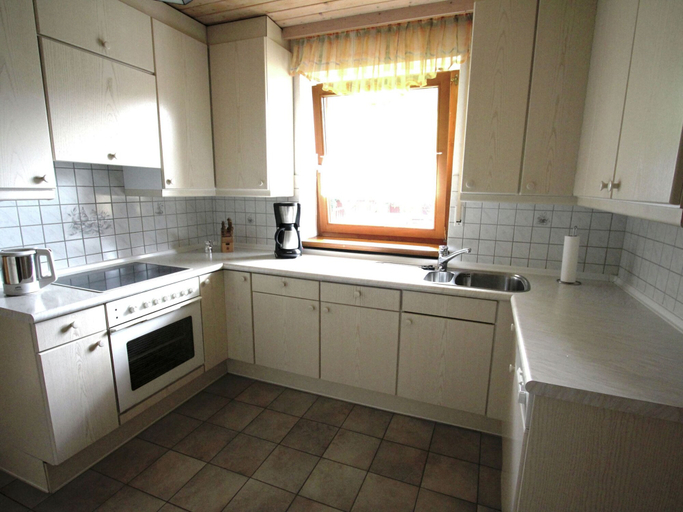 Others 4, Apartment With Swimming Pool, Regen