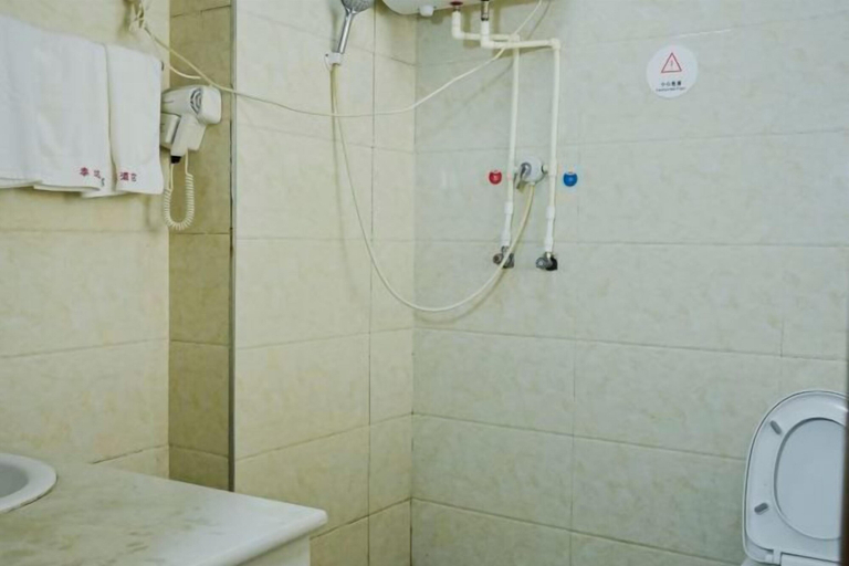 Bathroom, Taidawenquanbinguan, Langfang