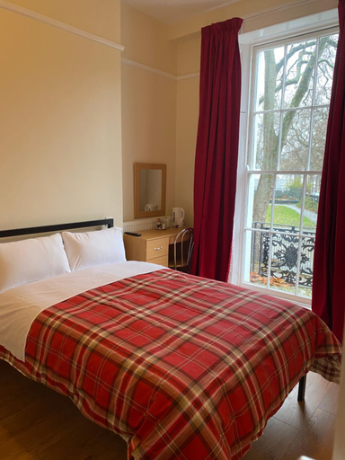 Bedroom 2, Belgrove Hotel Annexe, London
