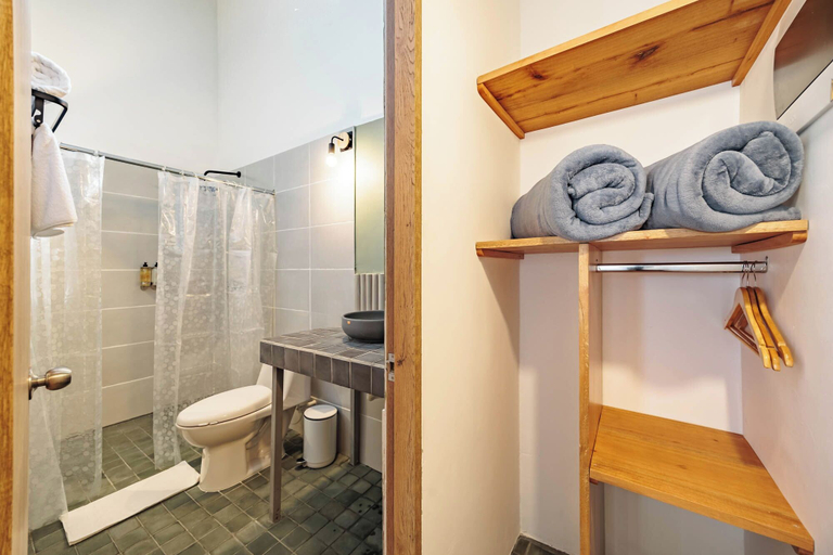 Bathroom 4, Hotel Quimbaya, San Jerónimo