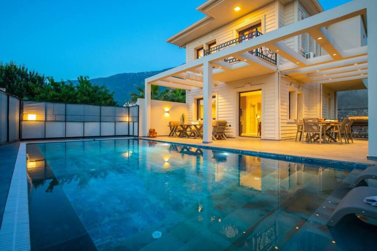 View 3, Havuzlu korunaklı jakuzili villa, Fethiye