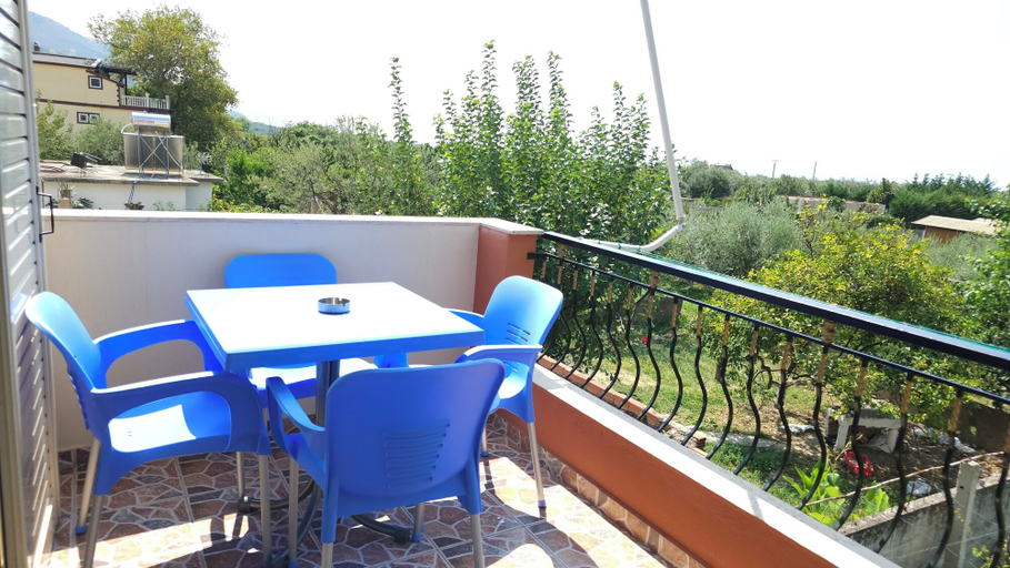 Others 4, Friends House - Borsh Hotel, Sarandës
