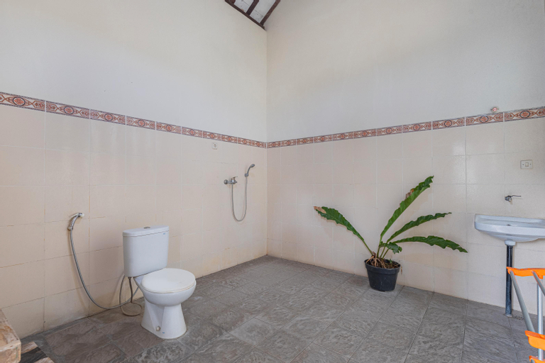 Bathroom 5