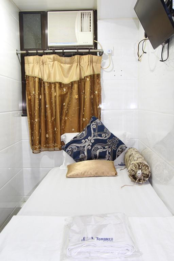 Bedroom 14