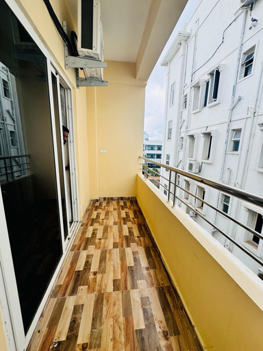 Balcony 5, Central Retreat By Luxe Downtown, Hyderabad