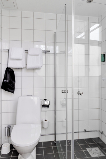 Bathroom 4, Home Hotel Post, Oskarshamn
