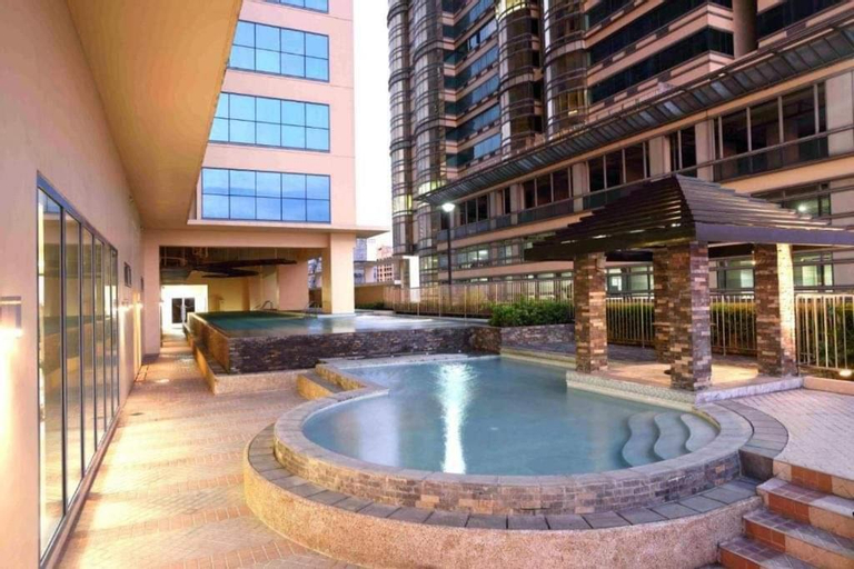Sport & Beauty, Comfy Condo Grand Riviera Suite, Roxas Blvd Ermita Manila infront of US Embassy, Manila City