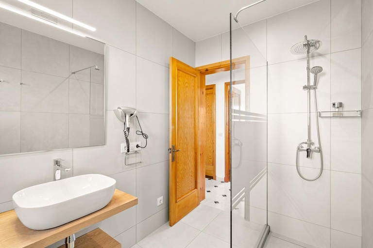 Bathroom 2, Torres Sureda, Baleares