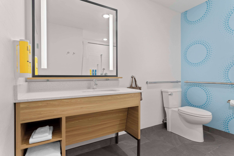 Bathroom 4, Tru By Hilton Lincoln East, Lancaster