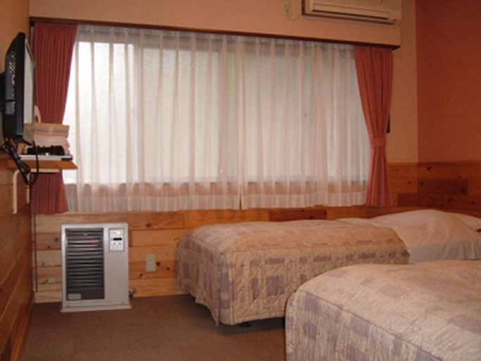 Bedroom 12