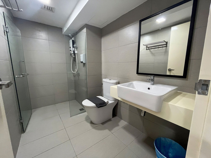Bathroom 2, Ekocheras Suite, Kuala Lumpur