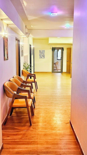 Others 4, Royal Meredian Living, Ahmadabad