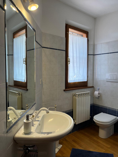 Others 4, Tuscan Room, Siena