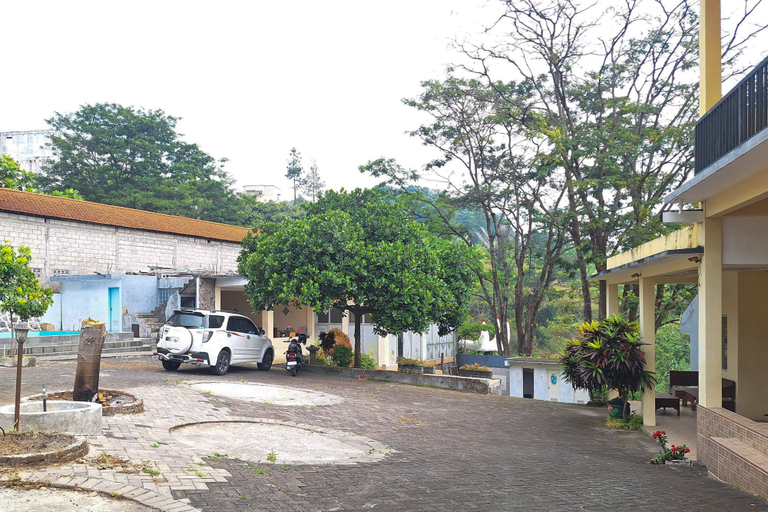 Exterior & Views 5, Villa Bukit Bunga Syariah RedPartner Pacet, Mojokerto