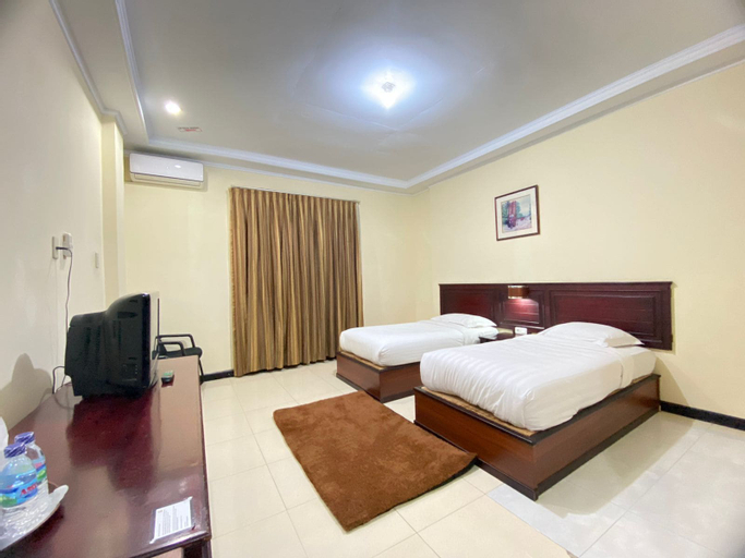 Bedroom 8