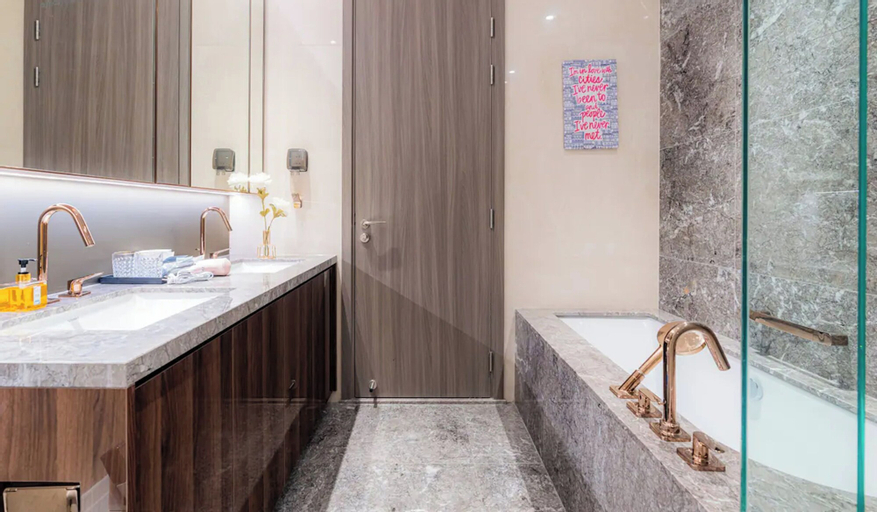 Bathroom 4