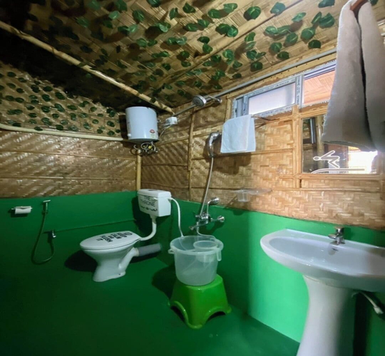 Bathroom 4, Tridhara Homestay, Kamrup Metropolitan