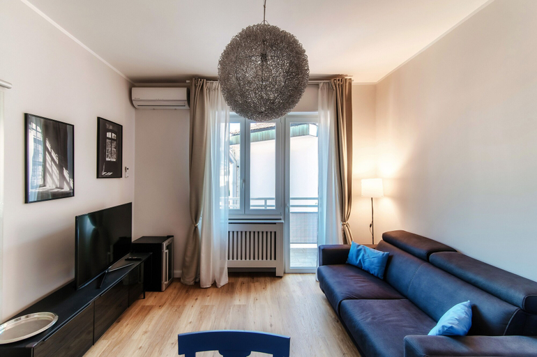 Living room 4, Turchese, Como