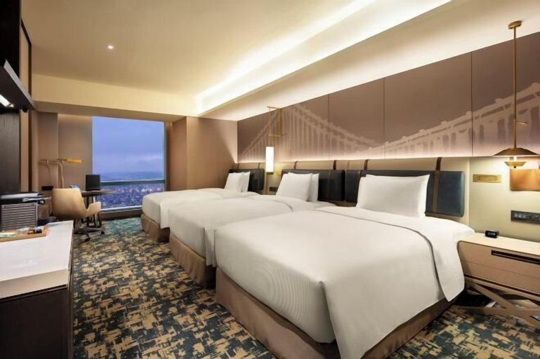 Bedroom 12