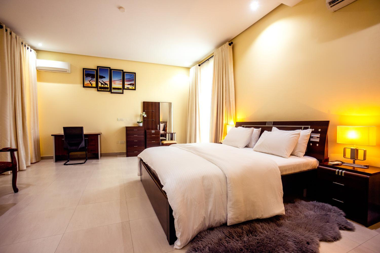 Others 3, Rushmore - Luxury Suite, Eti-Osa