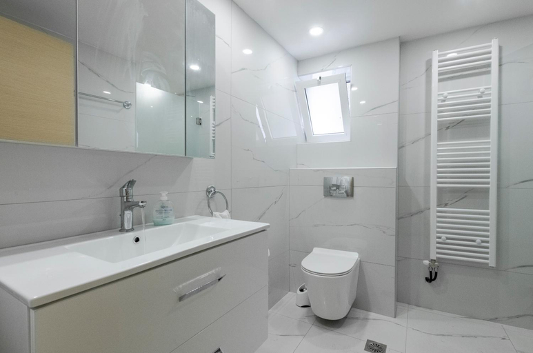 Bathroom 5, ISLAND RODOS POOL SUITES, South Aegean