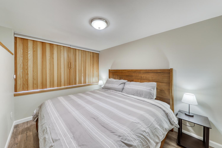 Bedroom 2, Village Gate Unit 209, Washington