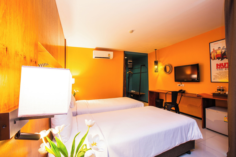 Bedroom 25