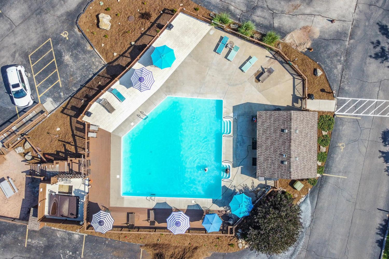 Sport & Beauty, Eagle Nest Resort Pristine Dream, Stone