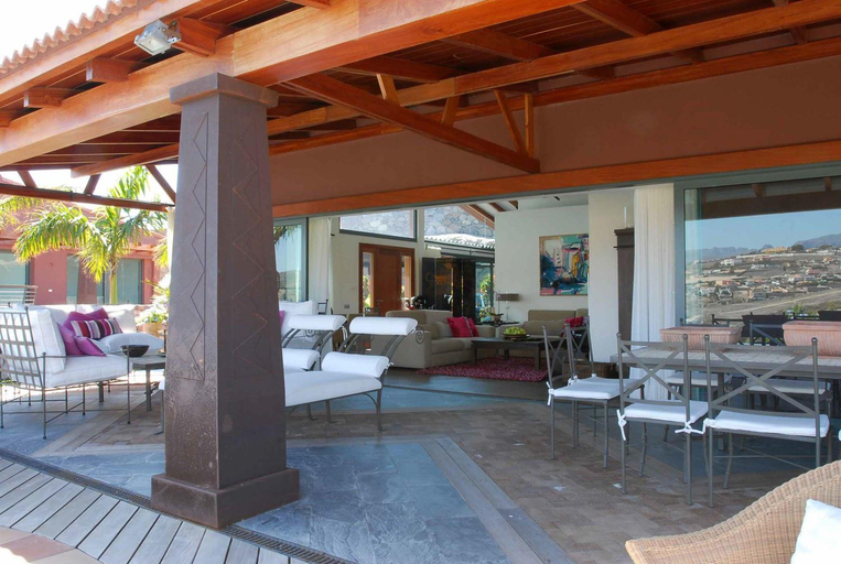 Food & Drinks, Villa La Canela I, Las Palmas