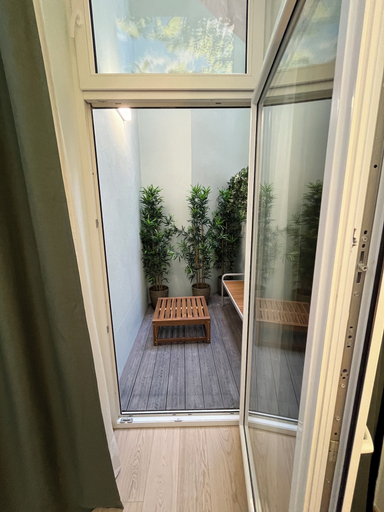 Others 5, Street Living Hotel, Wien