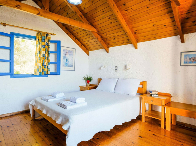 Bedroom 5, Tranquil Holiday Home in Palaiochora near Sea Beach, Crete