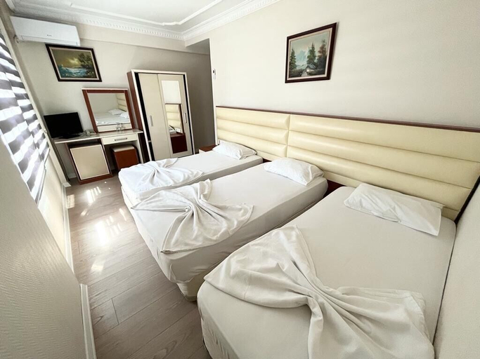 Bedroom 2, Deluxe Ersoy Hotel, Antalya