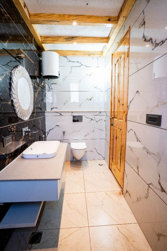 Bathroom 5, Golden Oak by The Lake Hill, Nainital