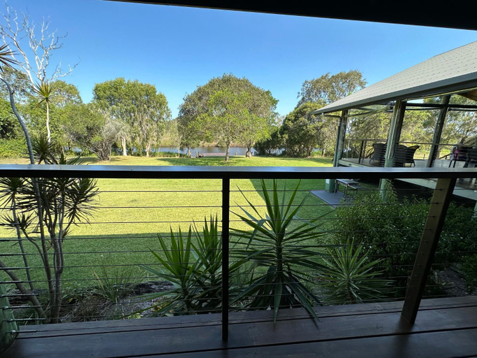 Others 5, Hedlow Retreat, Livingstone - Pt B