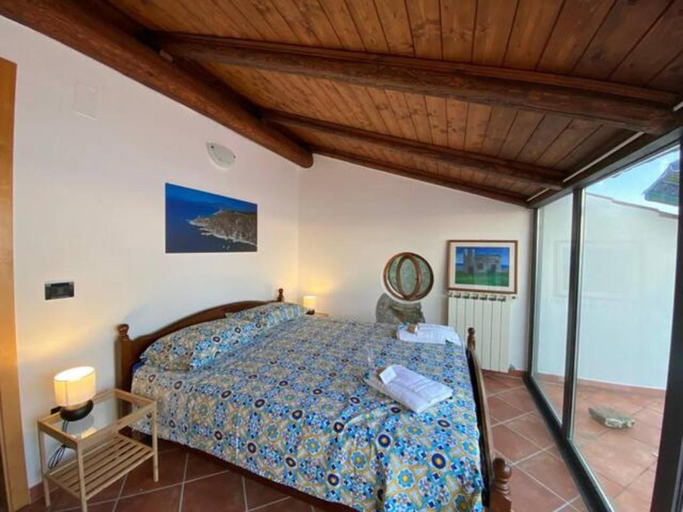 Others 5, AsceaExperience Rooms, Salerno