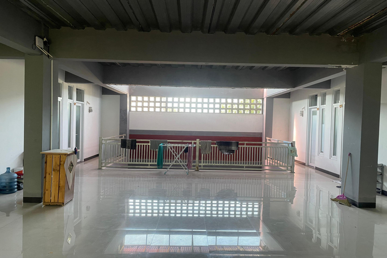 Public Area, OYO 94238 The Suite Metro Apartment By Riz Living, Bandung