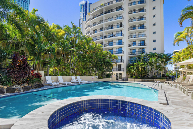 Sport & Beauty 2, Palazzo Colonnades, Gold Coast