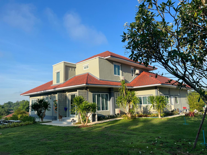 เลอเบสท์พลูวิลล่าเชียงใหม่Lebest Pool Villa Chiangmai, San Sai