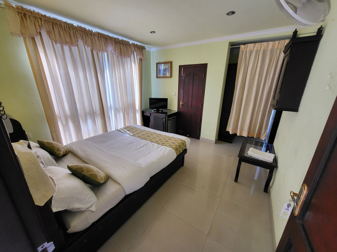Bedroom 2, The Paradise by Prasanth , Idukki