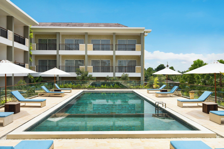 Swimming Pool 14