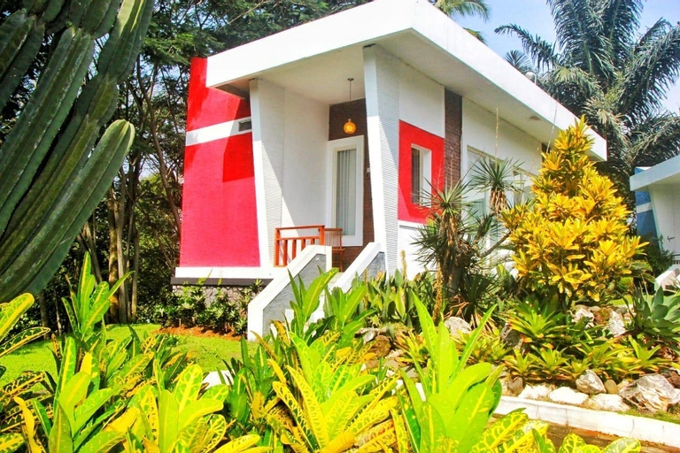 Exterior 6