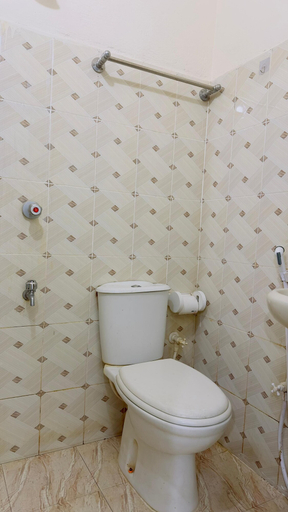 Bathroom 4, Hotel Labbaik Three Residential, Dhaka