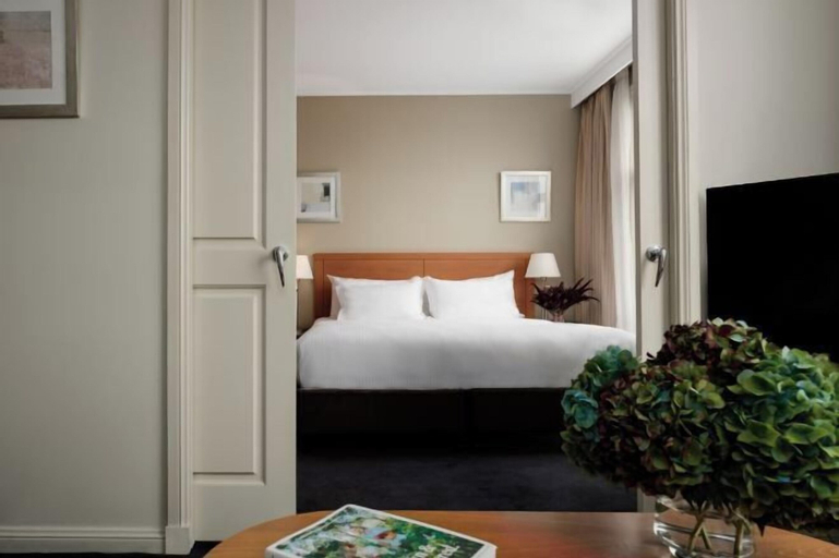 Bedroom 16