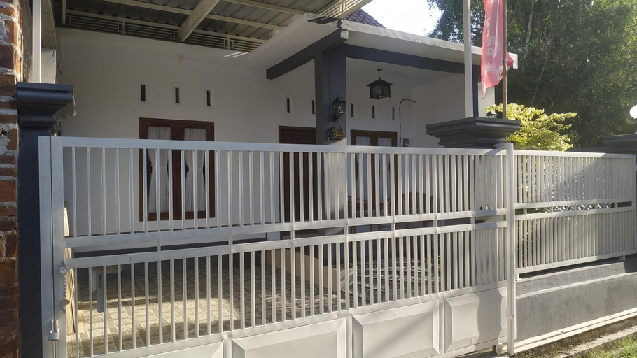 Exterior & Views 4, Soraya Homestay, Tulungagung